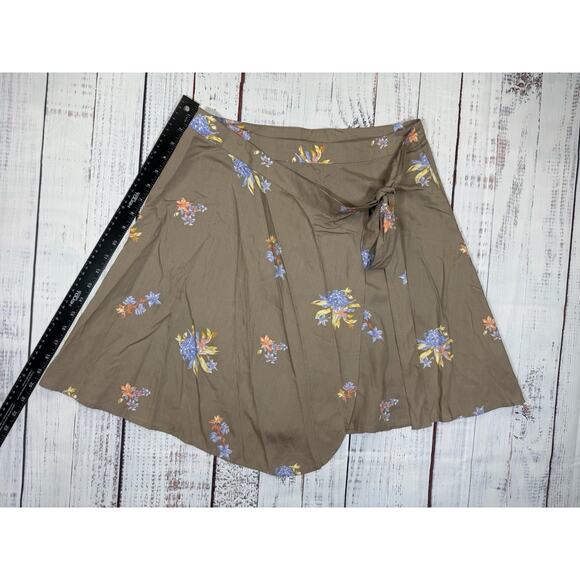 Patagonia Skirt Women's Size S Wrap Skirt Beige Floral Casual Lightweight - Picture 5 of 5